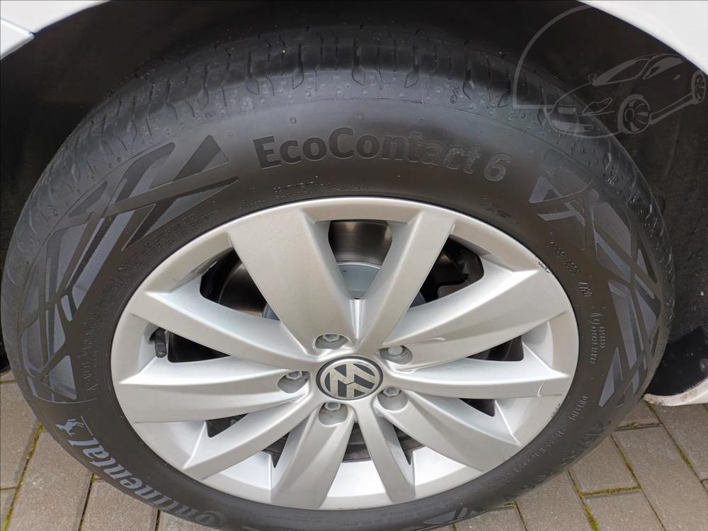 Volkswagen Passat 2,0 TDI 125kW DSG,R,SERVISKA