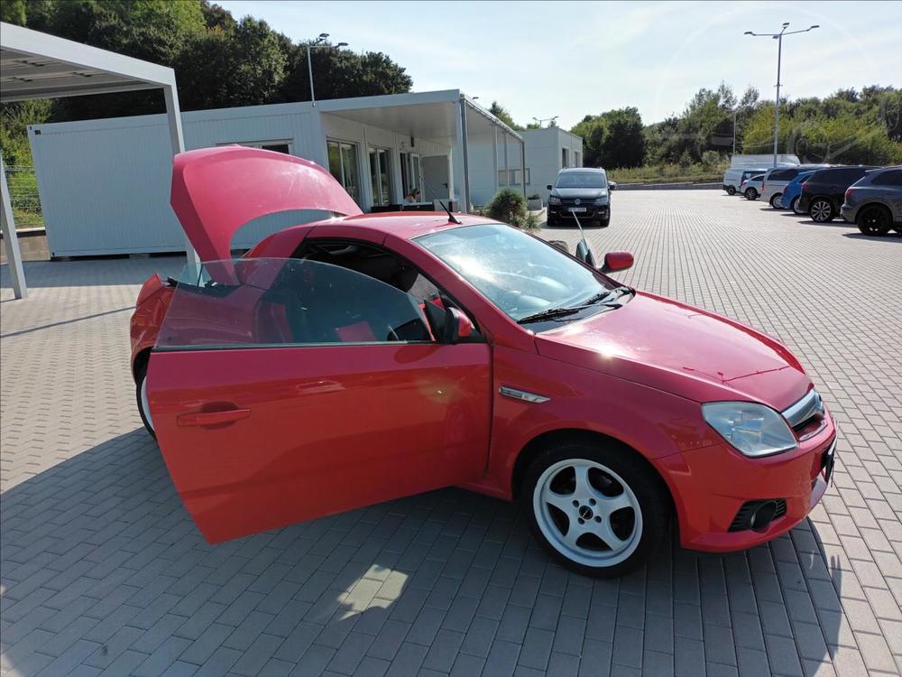 Opel Tigra 1,4 16V Sport,CABRIO,KOLA