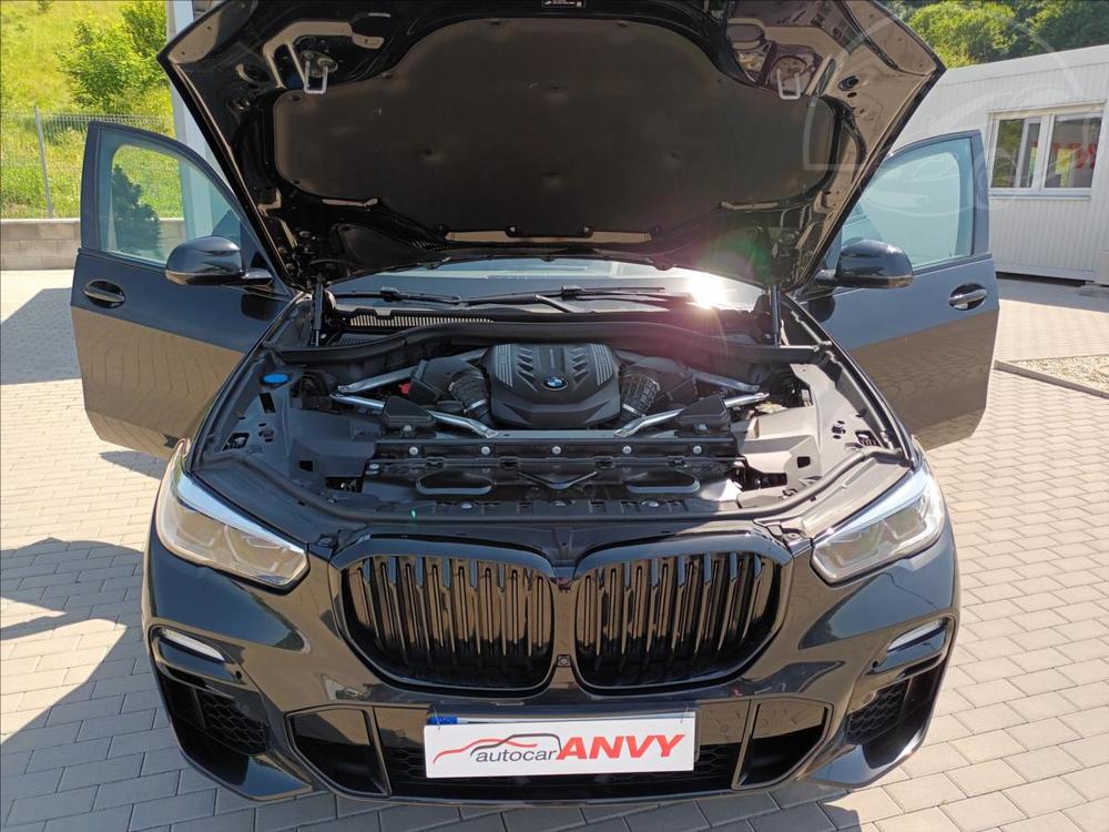 BMW X5 4,4 M50i xDrive AT,PANO,TAN