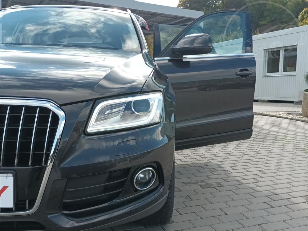 Audi Q5 2,0 TDI quattro,130KW,KَE,TA