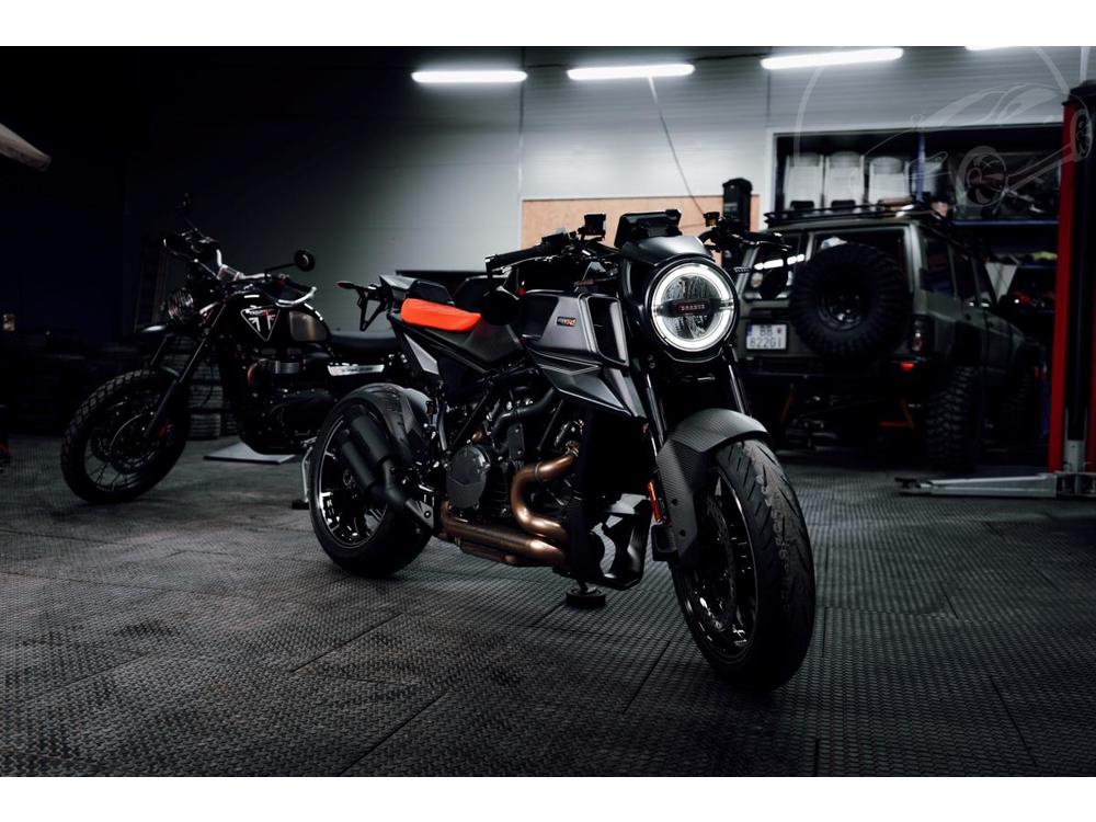 KTM  Brabus 1300 R First Edition