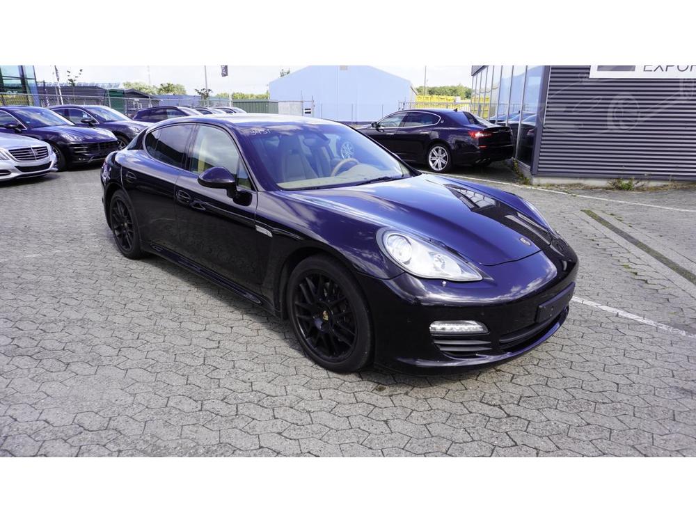 Porsche Panamera 3,0D TIPTRONIC S8