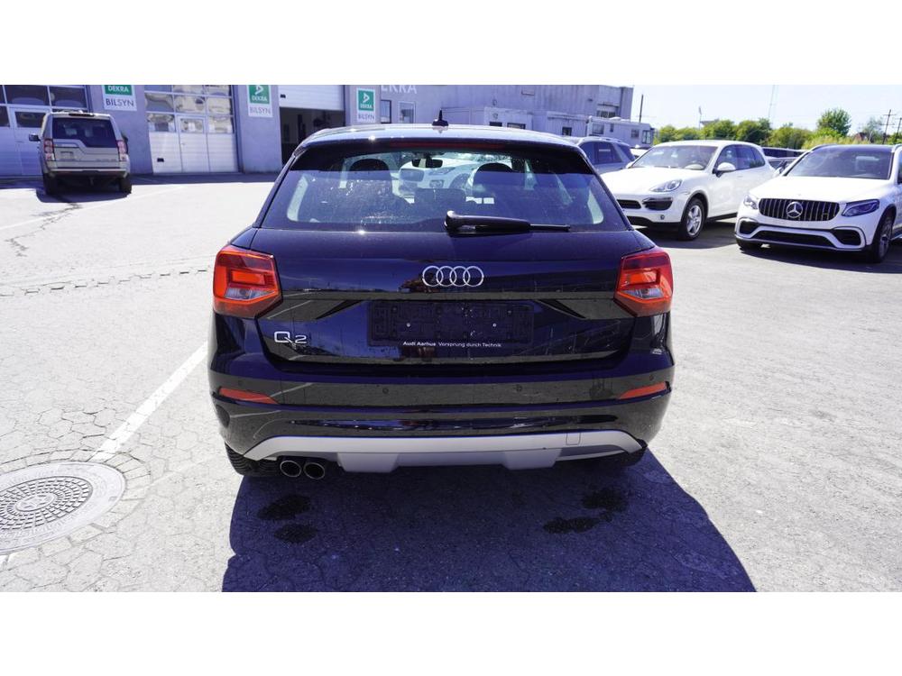 Audi Q2 35 2.0 TDI S-LINE