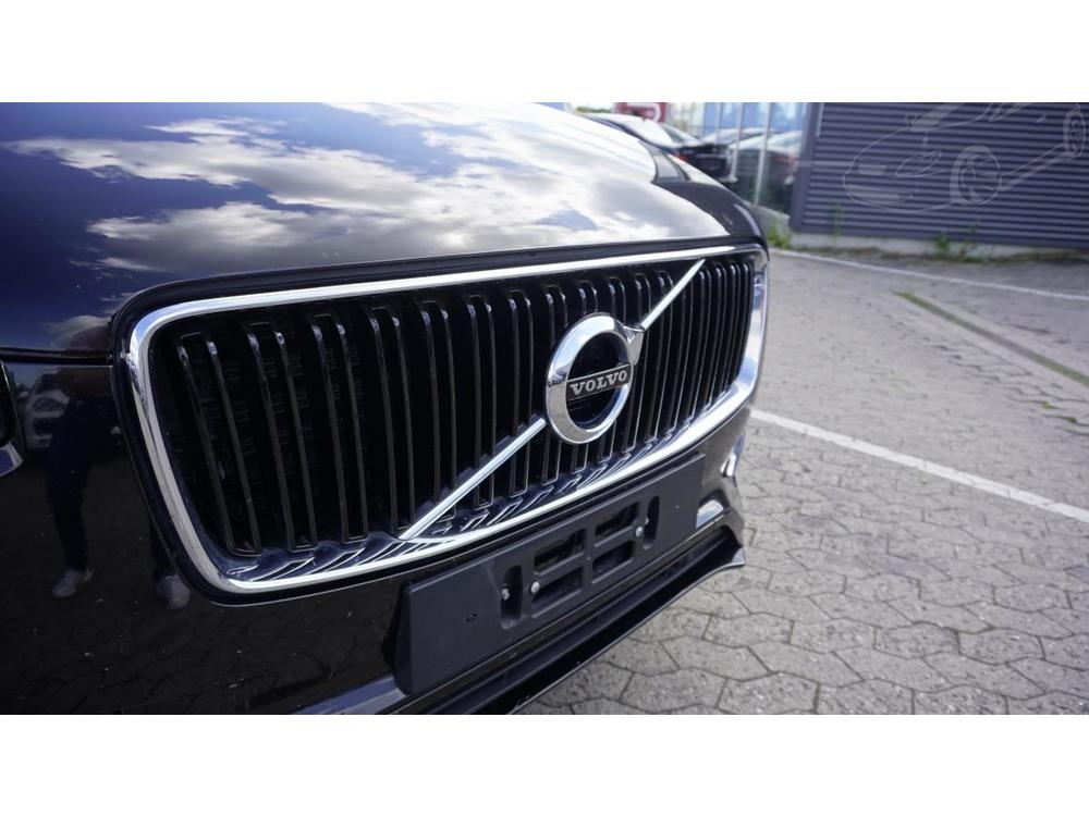 Volvo XC90 2,0 D5 MOMENTUM 4WD AUT