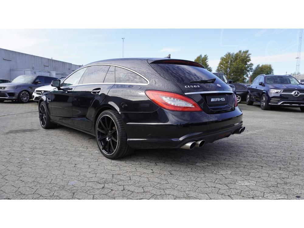 Mercedes-Benz CLS CLS63 AMG S V8 585HK PERFOMANC