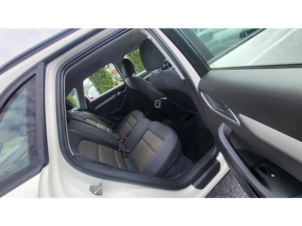 Audi Q3 1.4 TSi 110 kW,MANUL,SERVISKA