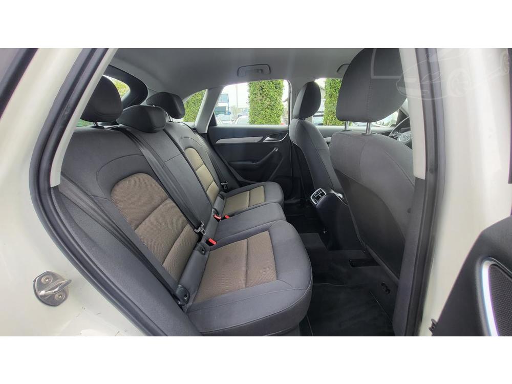 Audi Q3 1.4 TSi 110 kW,MANUL,SERVISKA