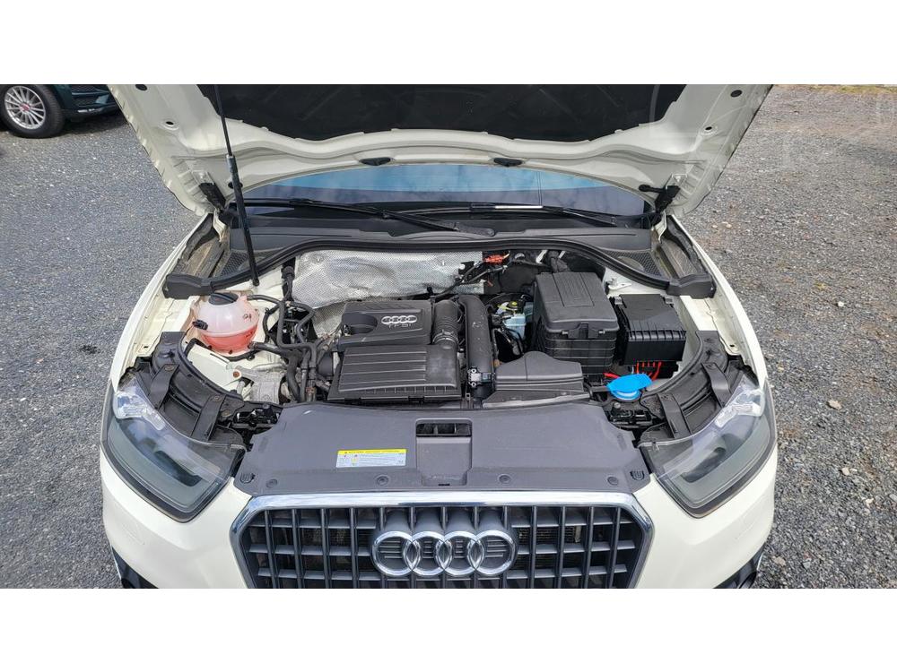 Audi Q3 1.4 TSi 110 kW,MANUL,SERVISKA