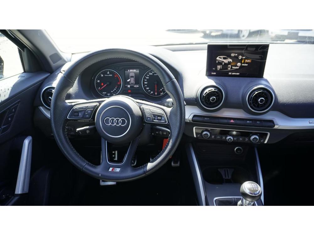 Audi Q2 35 2.0 TDI S-LINE