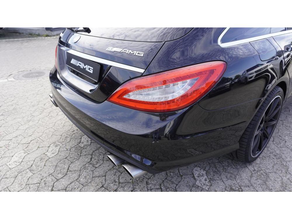 Mercedes-Benz CLS CLS63 AMG S V8 585HK PERFOMANC