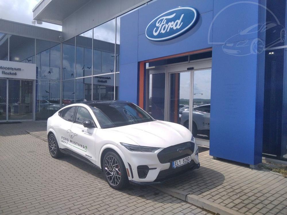 Prodm Ford Mach E GT 98,7 kWh 358 kW AWD