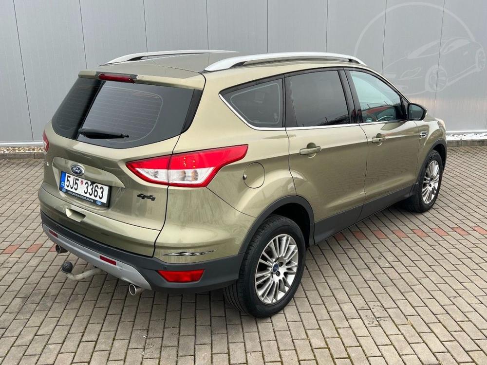 Ford Kuga 2,0 TDCi 103kW 4x4 TITANIUM