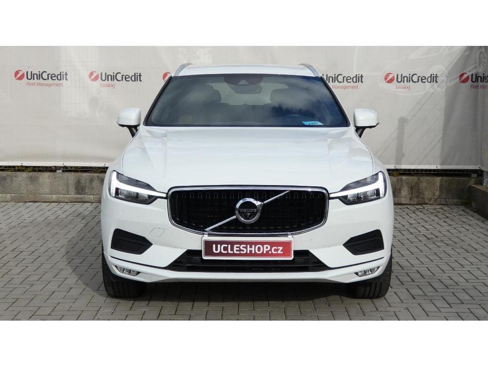 Volvo XC60 B5 AWD Momentum