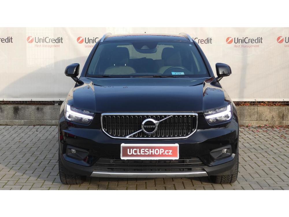 Volvo XC40 B4 mHEV AWD aut. Momentum Pro