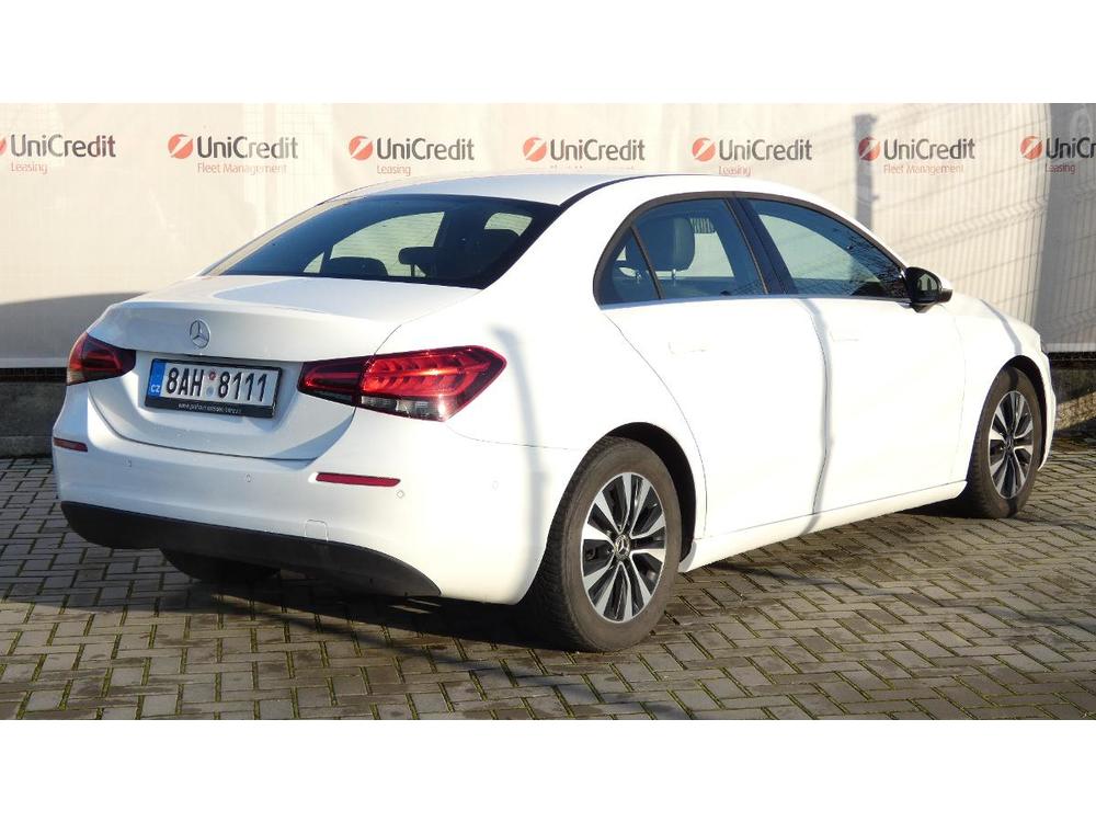 Mercedes-Benz A 180 d Sedan DCT