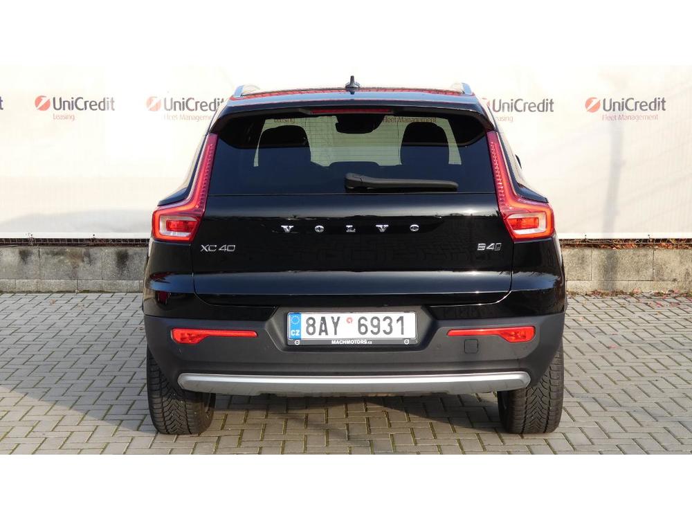 Volvo XC40 B4 mHEV AWD aut. Momentum Pro