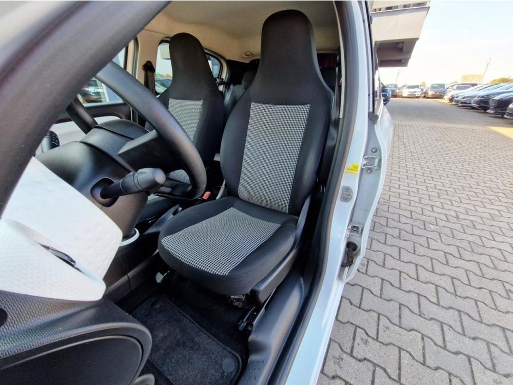 Renault Twingo 1.0i-51KW-SERVISKA-1.MAJ-