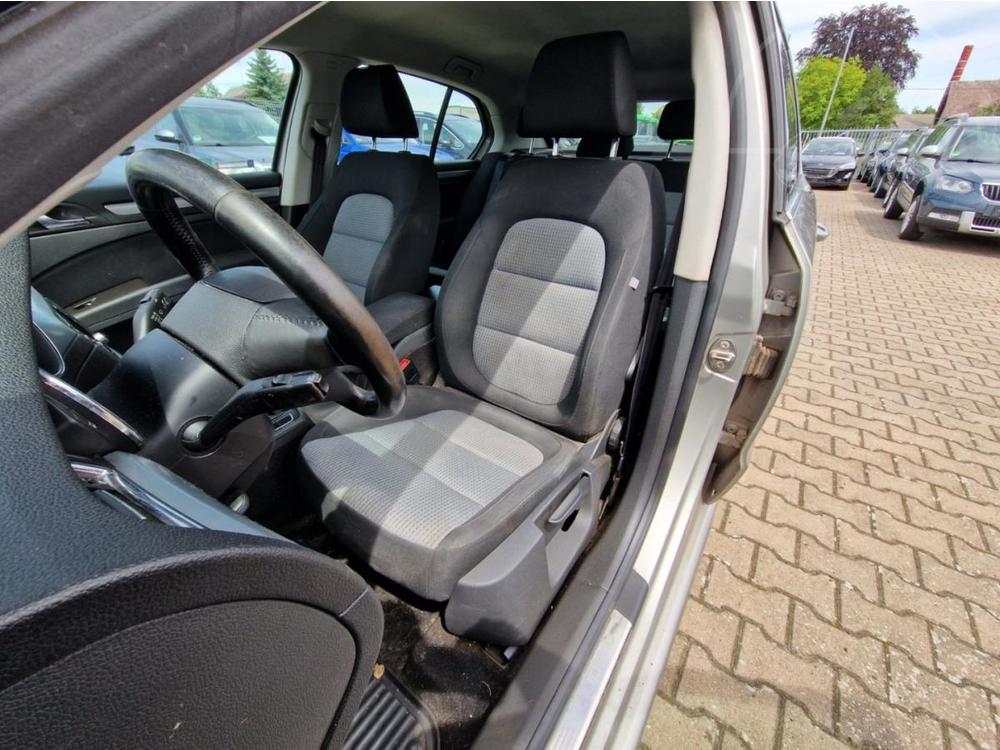 koda Superb 1.8TSi-118KW-AMBI-Bi-xenony-