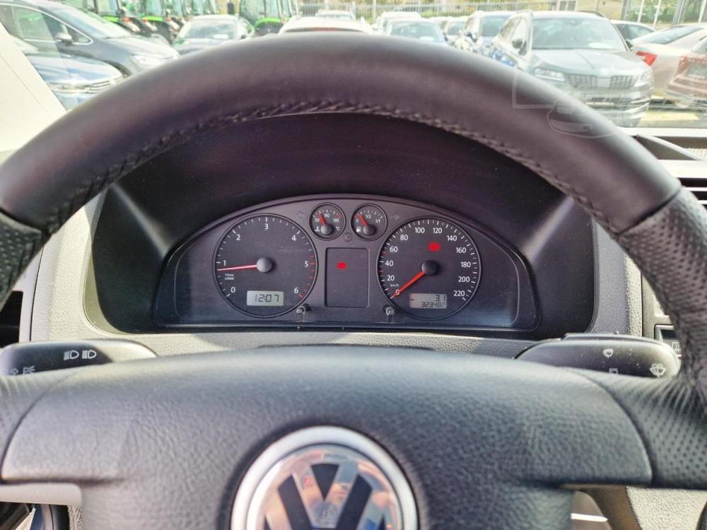 Volkswagen Multivan 2.5TDi-130PS-BEACH-MULTIFLEX-