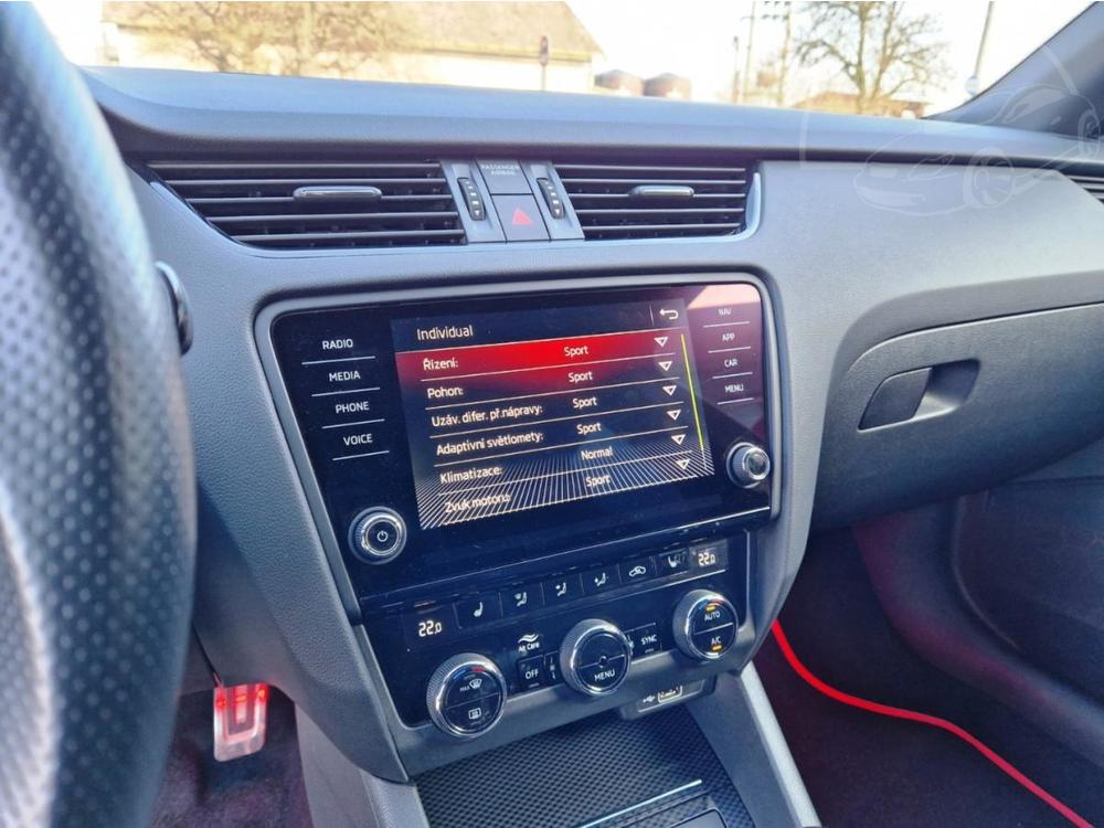 koda Octavia RS-2.0TSi-180KW-VIRUAL-LED-NAV