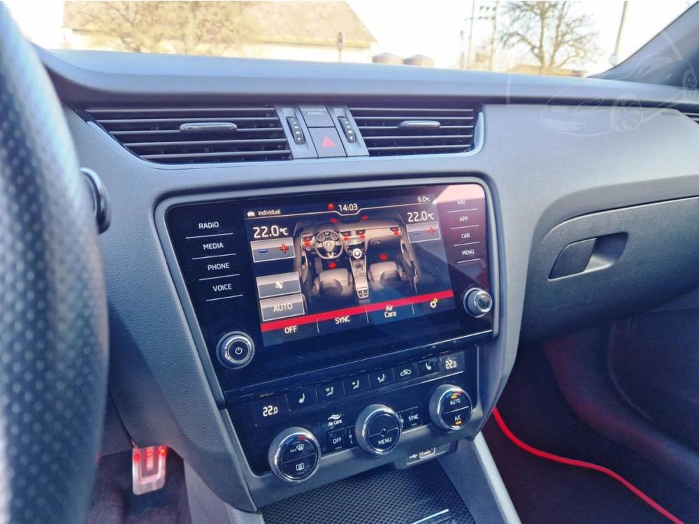 koda Octavia RS-2.0TSi-180KW-VIRUAL-LED-NAV