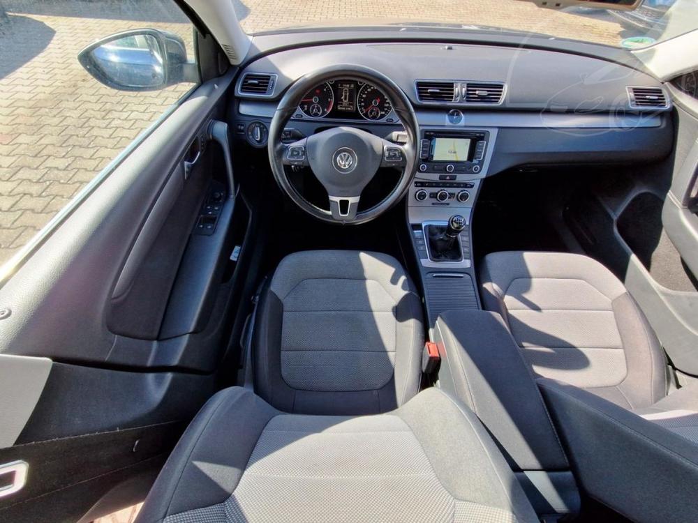 Volkswagen Passat 2.0TDi-103KW-XEN-NAV-MAS-VEN