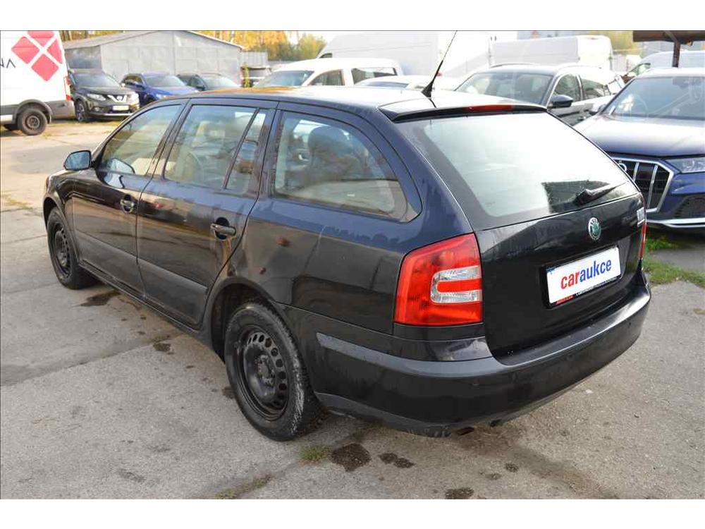 koda Octavia COMBI 1,6 MPI