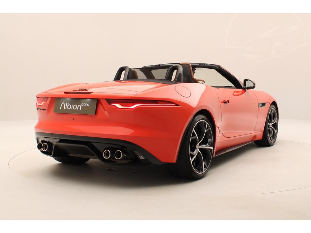 Jaguar F-Type P450 R-DYNAMIC AUT