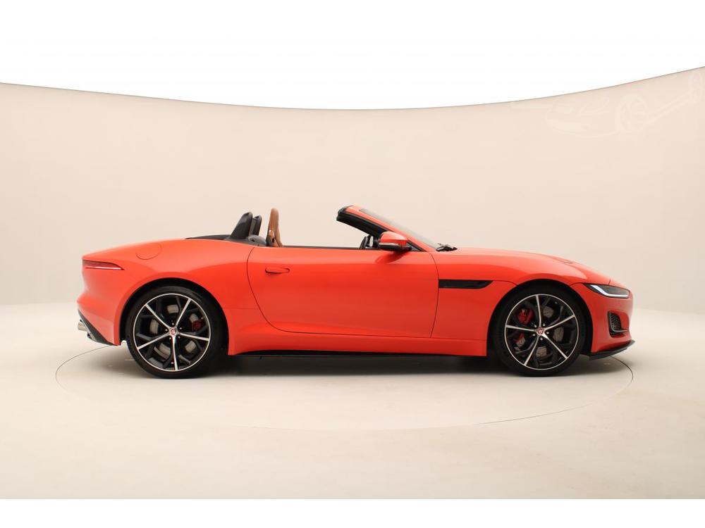 Jaguar F-Type P450 R-DYNAMIC AUT