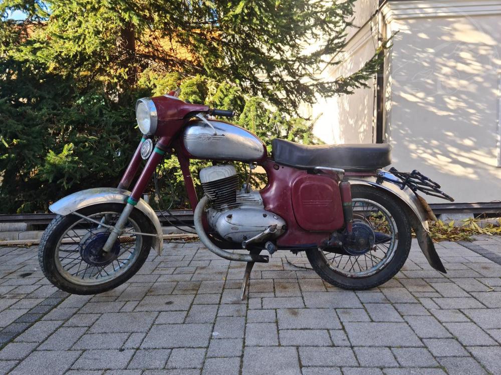 Prodm Jawa 250 1960 s doklady