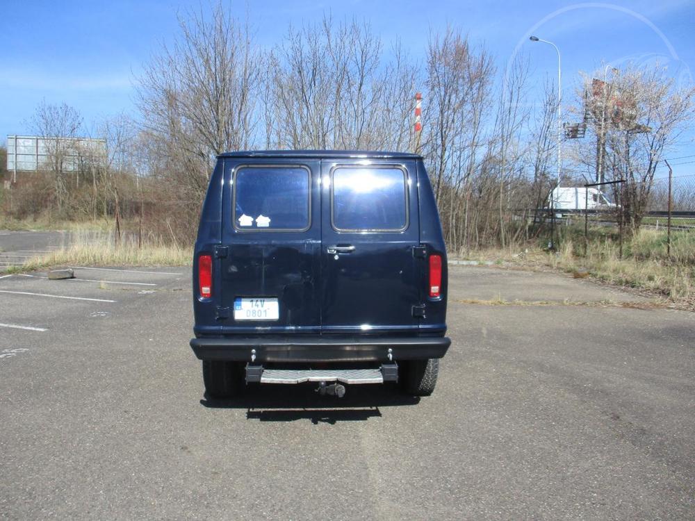 Ford  Econoline E350