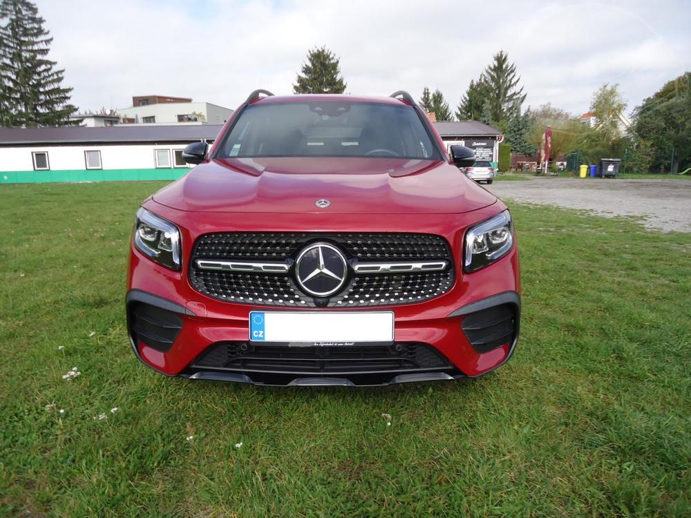 Mercedes-Benz GLB 200 AMG