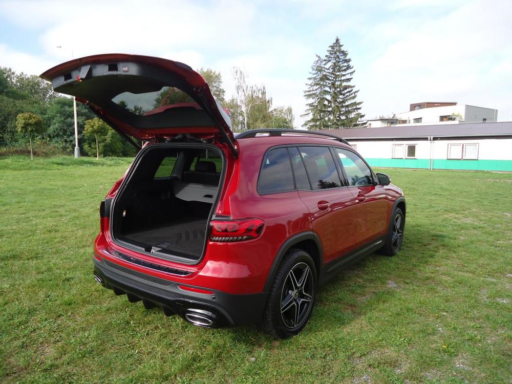 Mercedes-Benz GLB 200 AMG