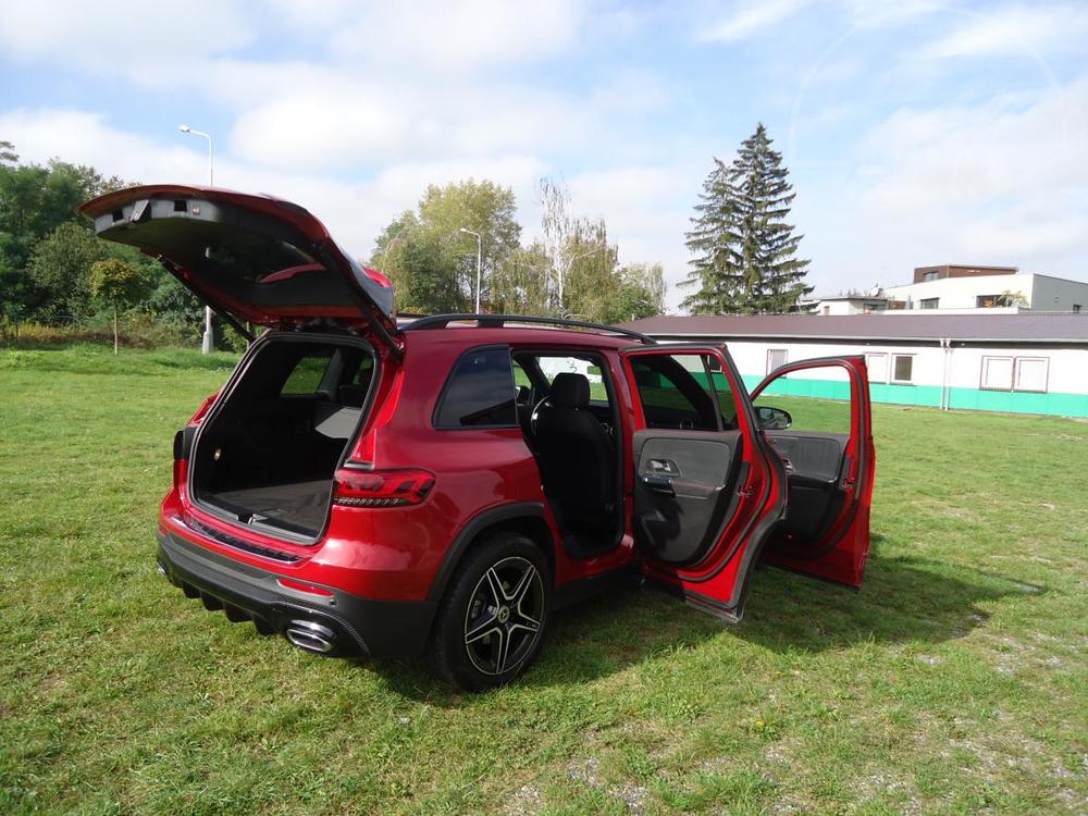 Mercedes-Benz GLB 200 AMG