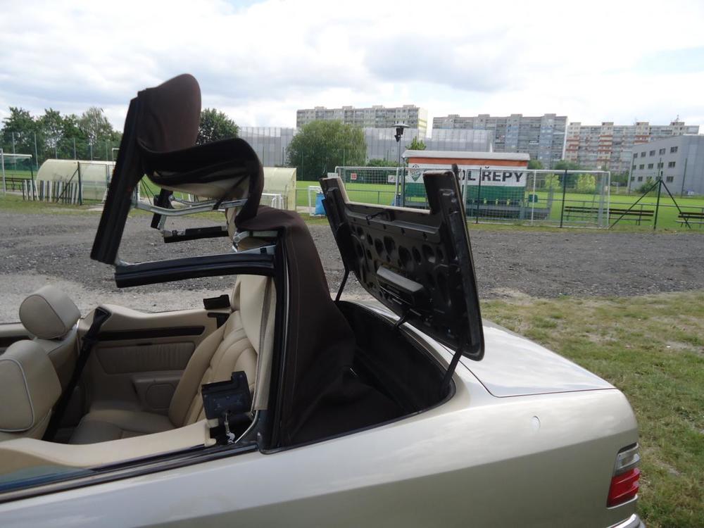 Mercedes-Benz 124 E 320 Cabrio, automat, klima