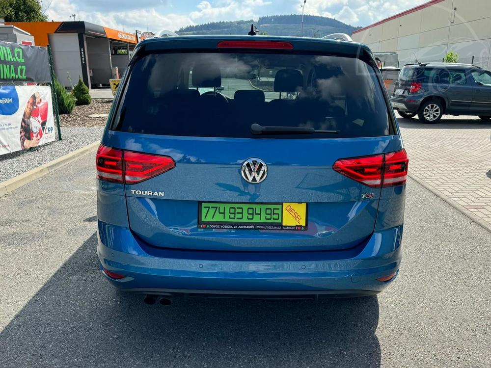 Volkswagen Touran 1,4 TSI - 110 kW - NAVI !