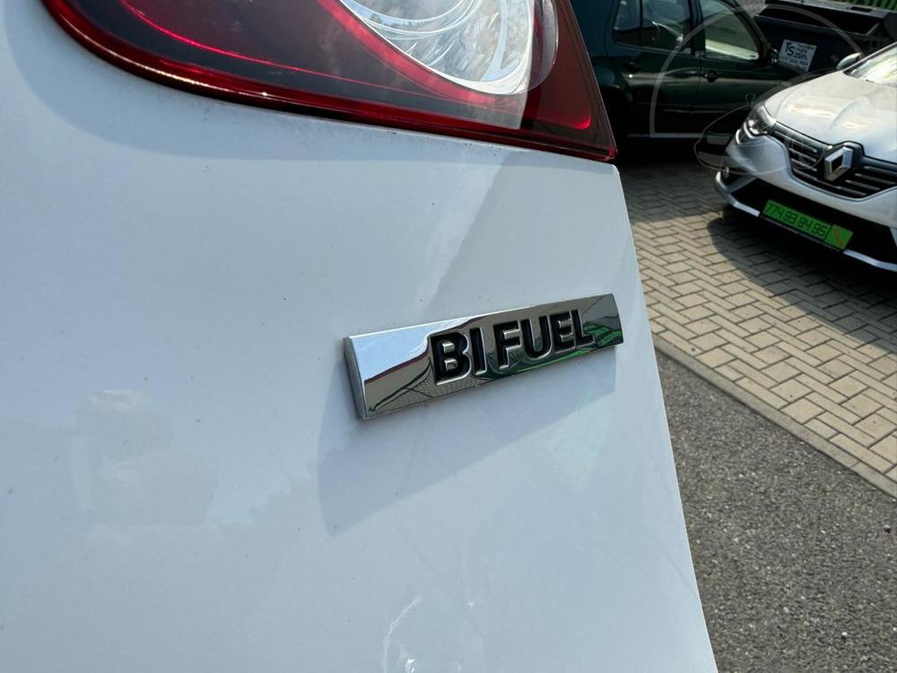 Volkswagen Golf 1,6 BIFUEL ORG.BENZN-TOP KM