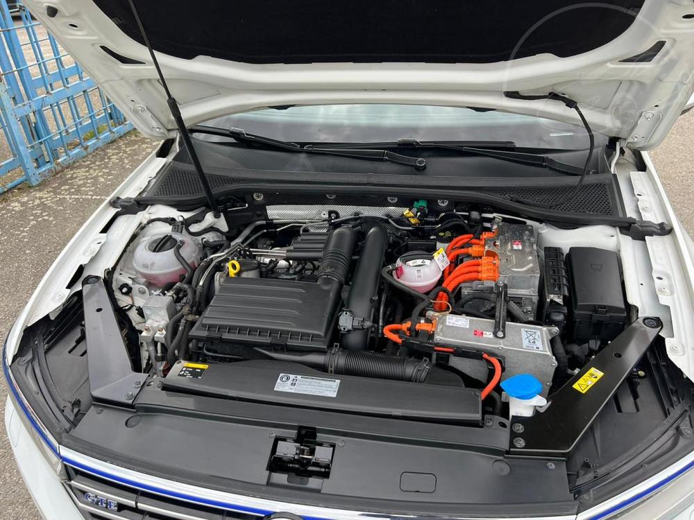 Volkswagen Passat HYBRID 1,4 GTE DSG