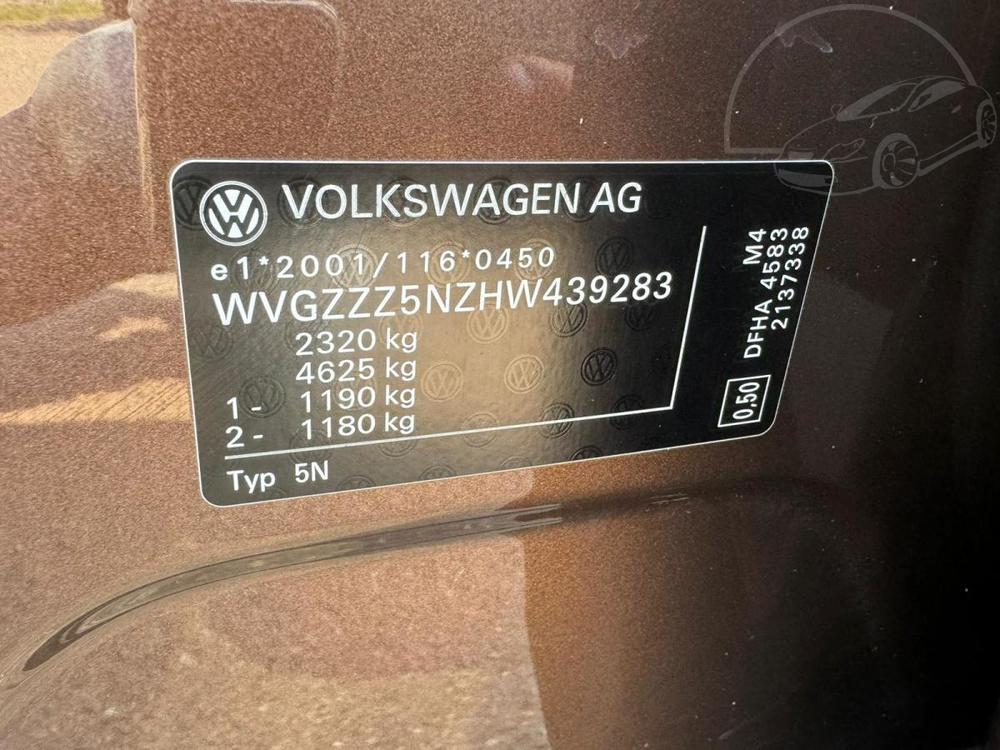 Volkswagen Tiguan R-LINE 2,0 TDI 4x4