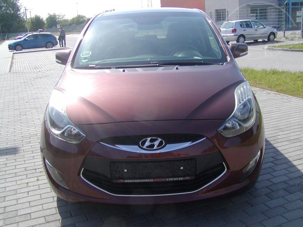 Hyundai iX20 1.6i AUTOMAT,PANORAMA,74TIS.KM