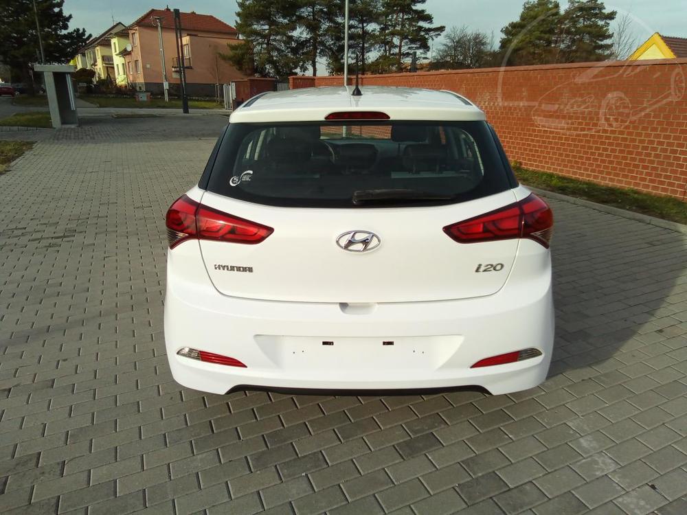 Hyundai i20 1.2i SELECT,NAJ.76TIS.KM !