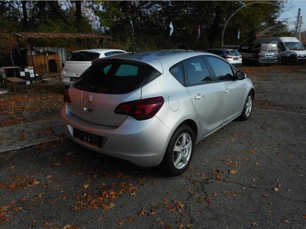 Opel Astra 1,4 Turbo 88kW Sport