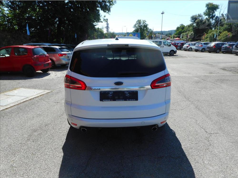 Ford S-Max 2,0 i TITANIUM