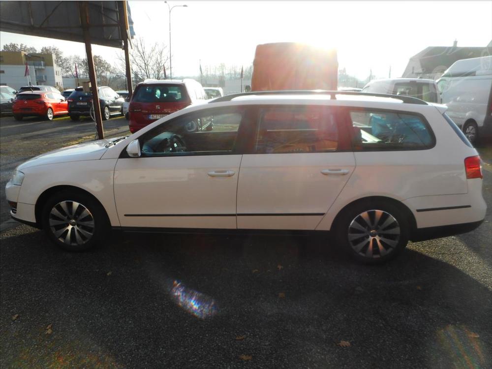 Volkswagen Passat 2,0 TDI TRENDLINE VARIANT