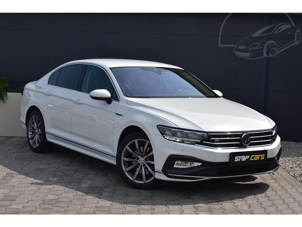 Volkswagen Passat 2.0 TSI R-LINE*ACC*DPH*R 1.M