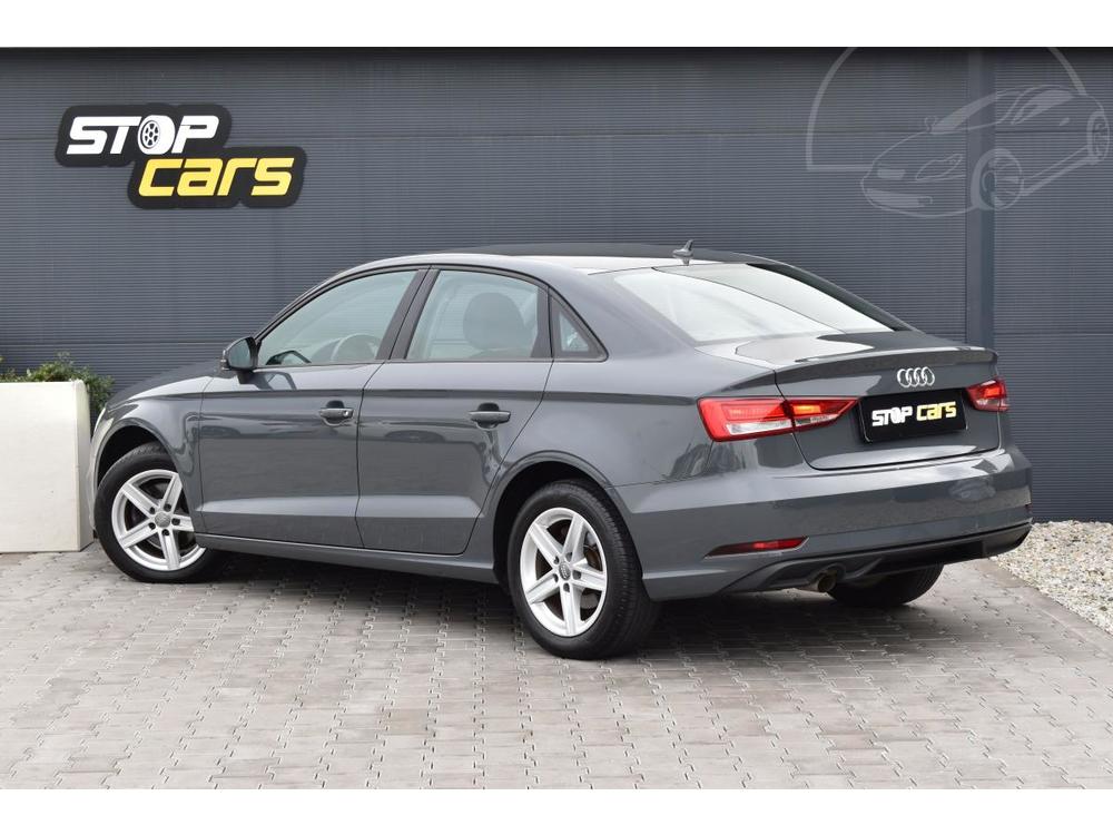 Audi A3 1.6 TDI WEBASTO*DPH*R 1.MAJ*