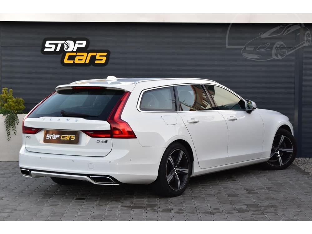 Volvo V90 D4 R-Design AWD*TAN*B&W*DPH