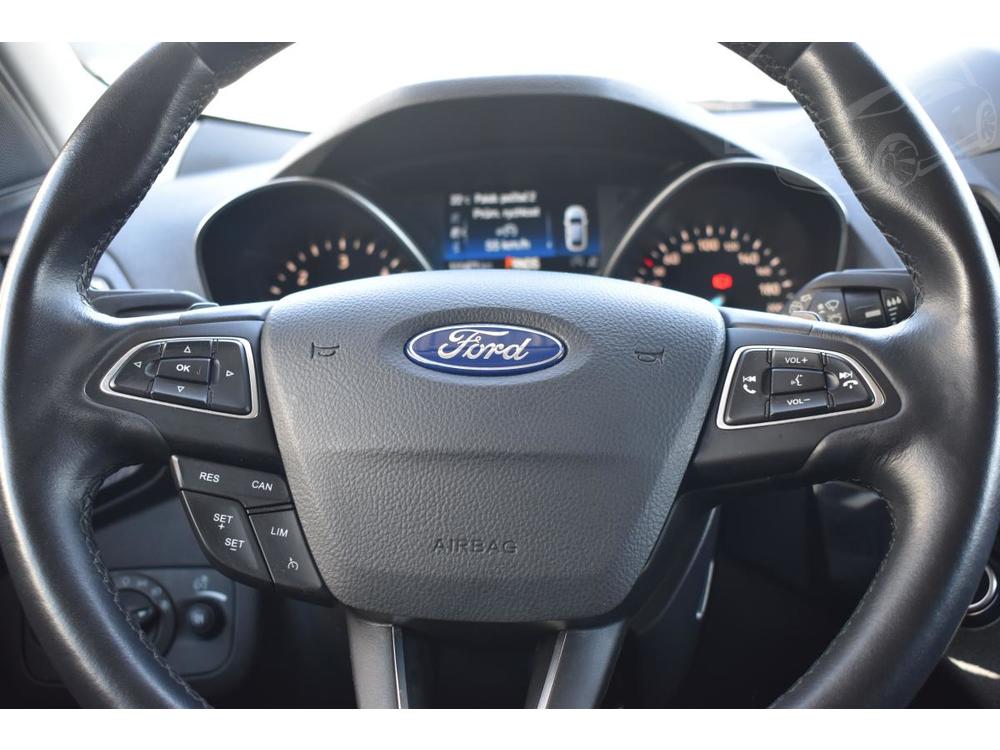 Ford Kuga 2.0TDCi TITANIUM*AWD*DPH*R 1M