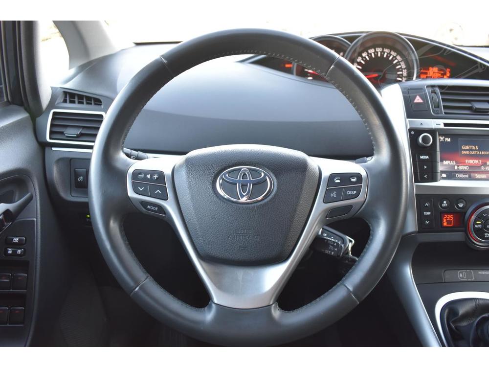 Toyota Verso 1.6 D-4D 82kW *7.MST*KAMERA*