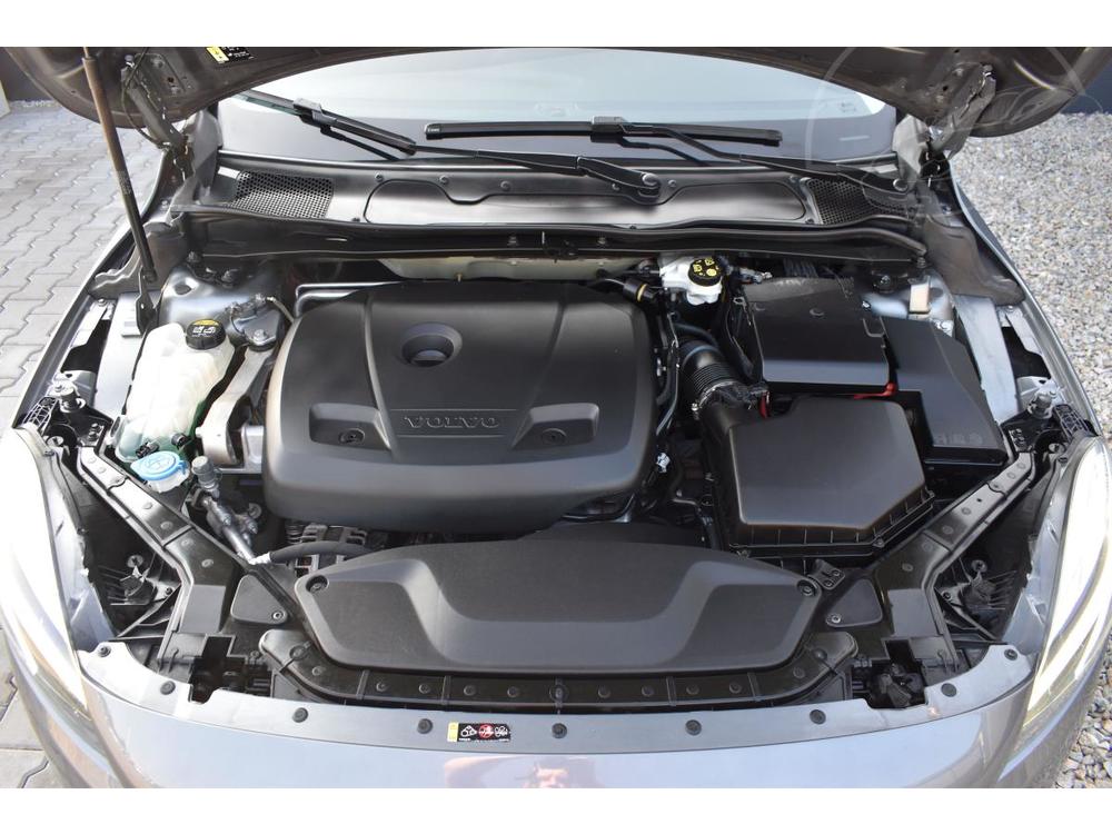 Volvo V40 1.6i T2*AUTOMAT*LED*SERVISKA*